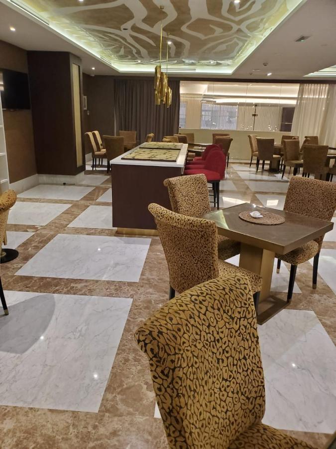 The B Premiere Hotel Doha Eksteriør billede
